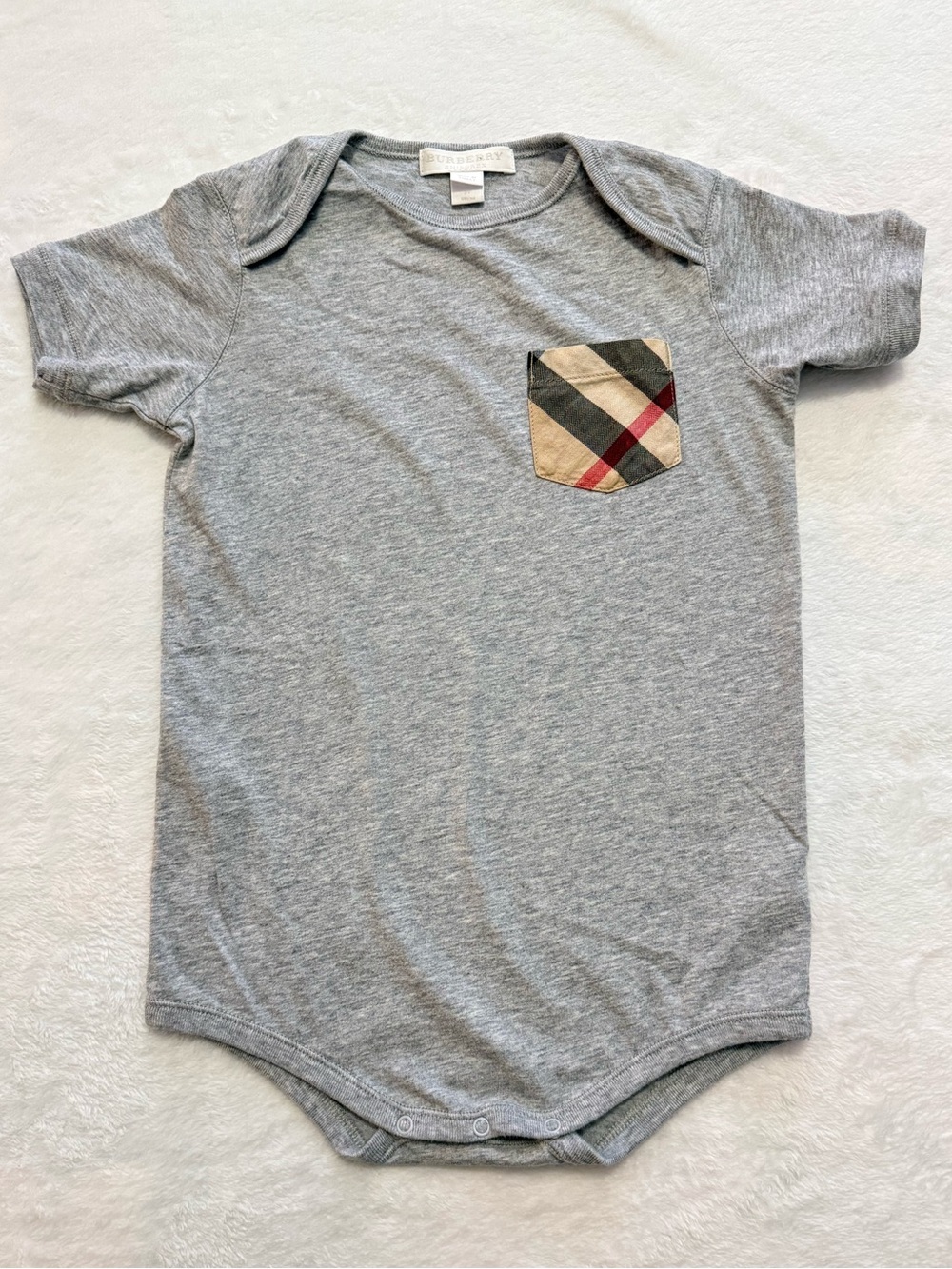 Burberry Children's Gray Onesie w/ Classic Burberry Check Pocket Size 3Y/98cm